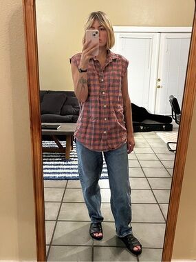 Muscle tee flannel MENS SIZE MEDIUM